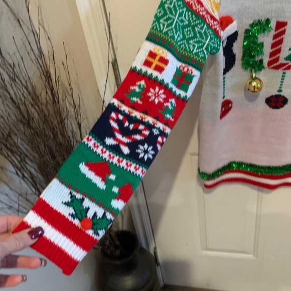 UGLY Christmas sweater! Believe - Picture 5 of 6